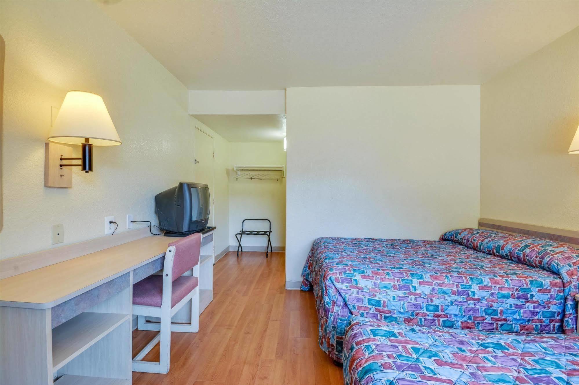 Motel 6-Tuscaloosa, Al Exterior photo